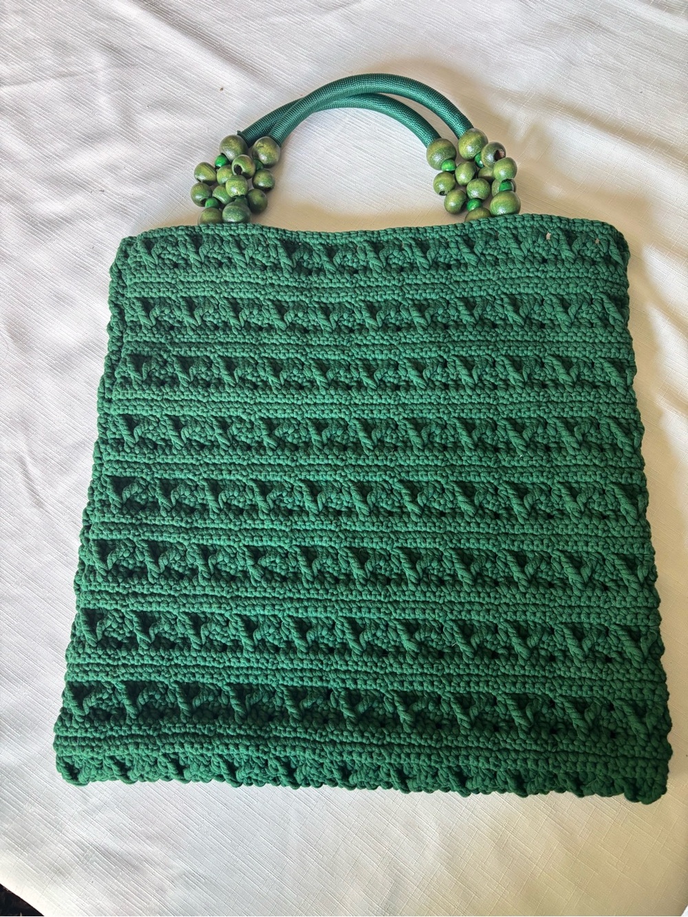 Green Handcrafted Hand-crochet Large Tote Handbag w/Wood Bead Handle Accents NEW